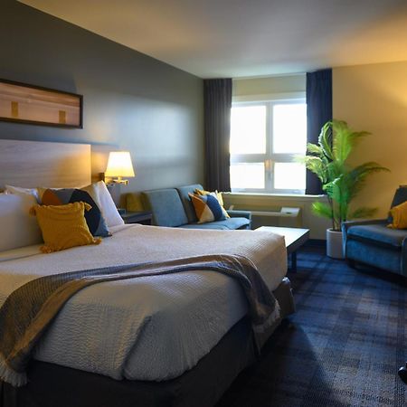 Hotel Rodd Miramichi Extérieur photo