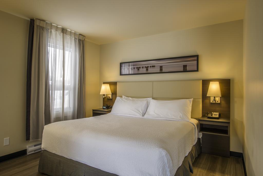 Hotel Rodd Miramichi Extérieur photo